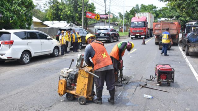 pekerja jasa jalanan dan ybdi 